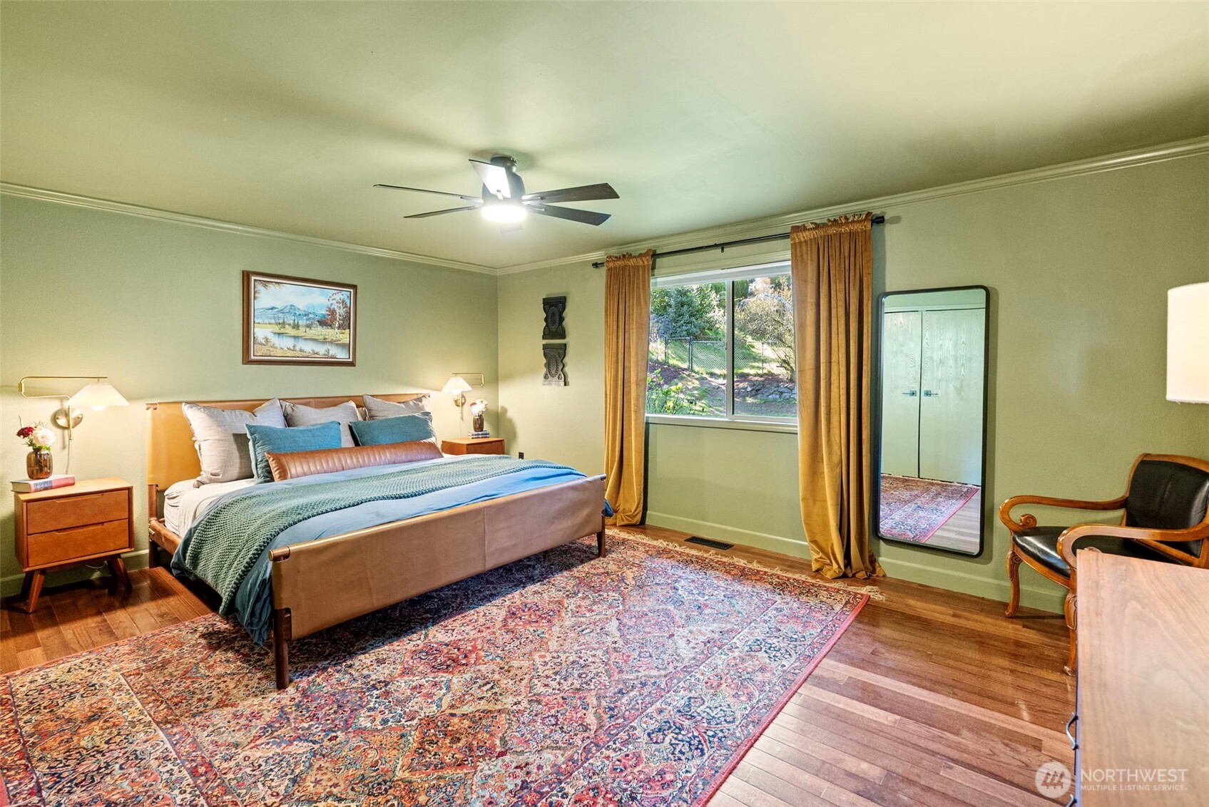 8205 Clearidge Avenue NW