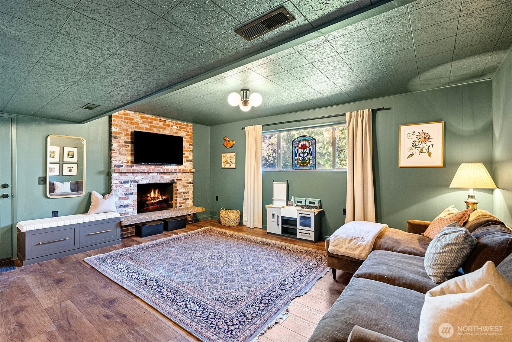 8205 Clearidge Avenue NW