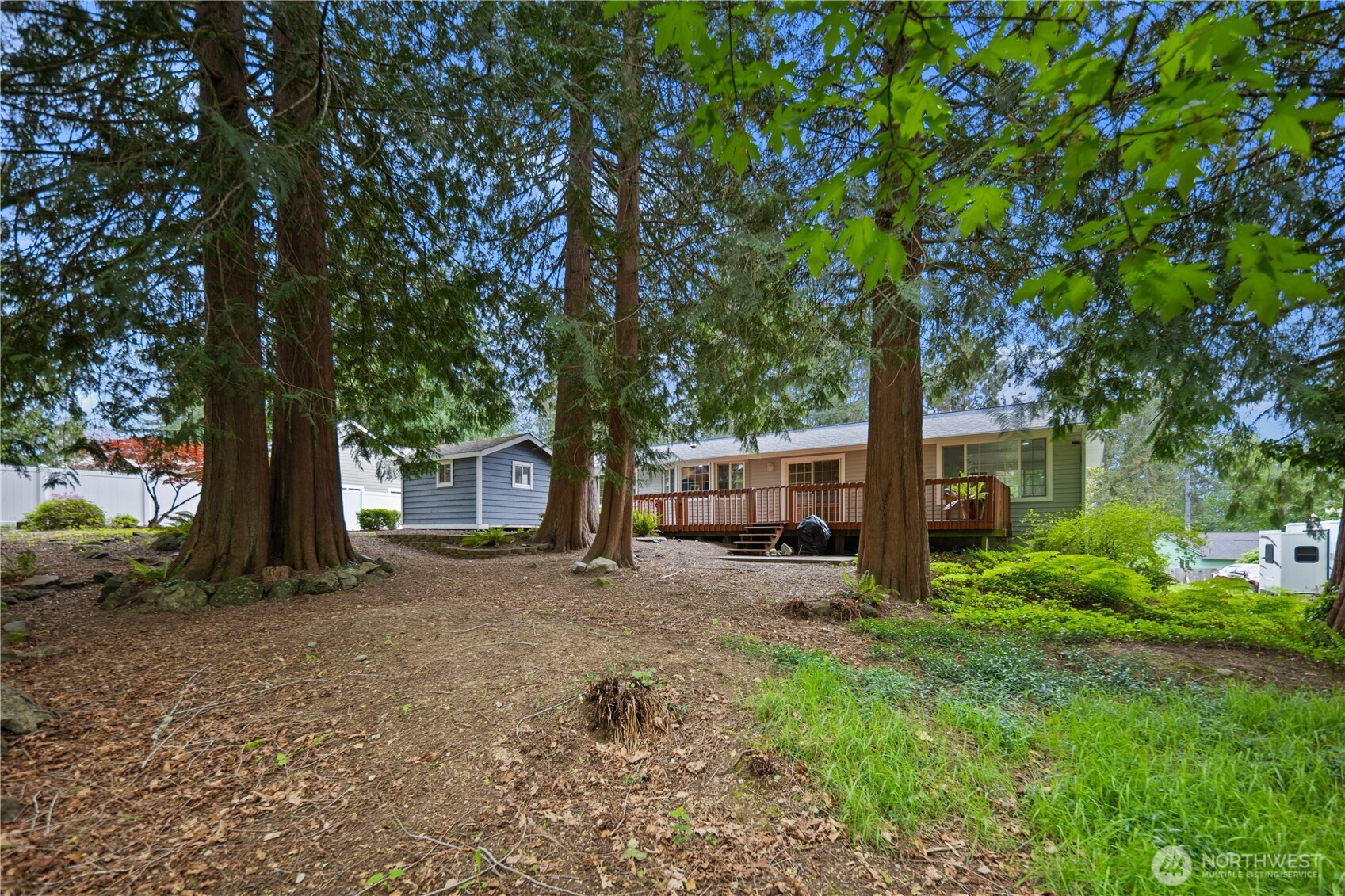 90 E Lakeland Way