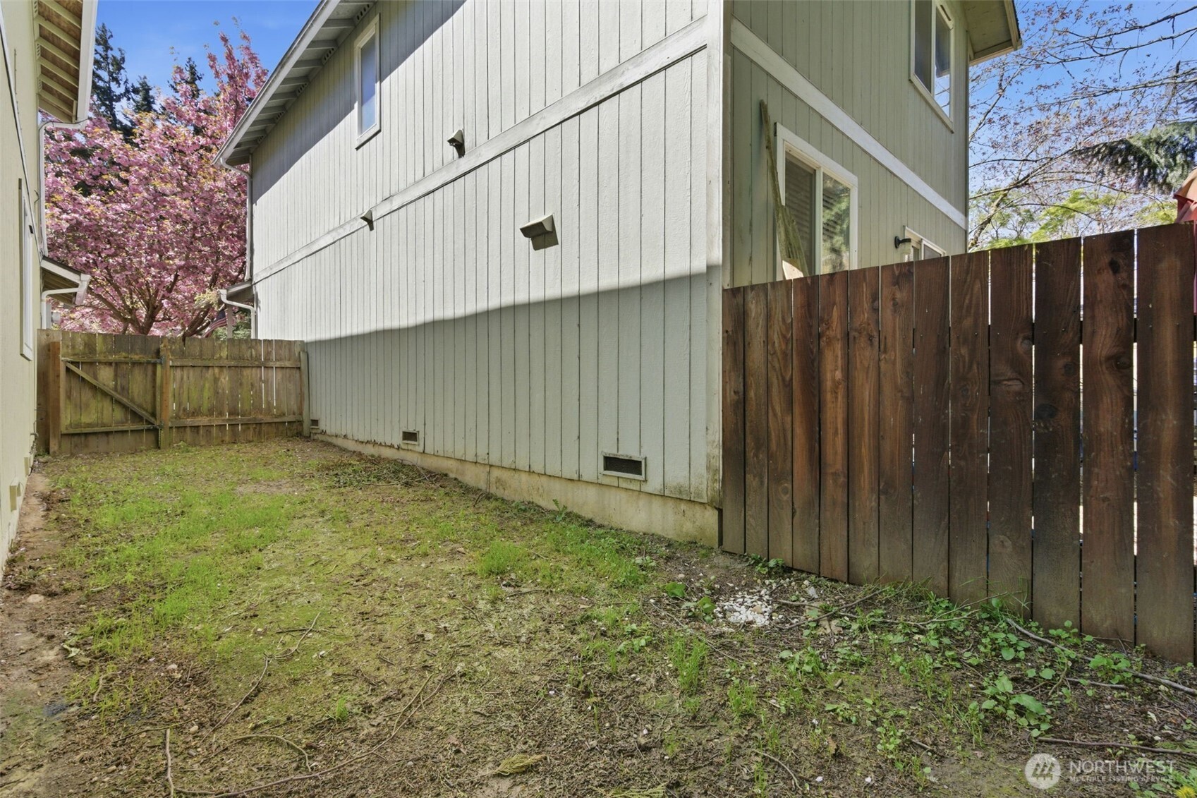 88 NW Lopez Lane