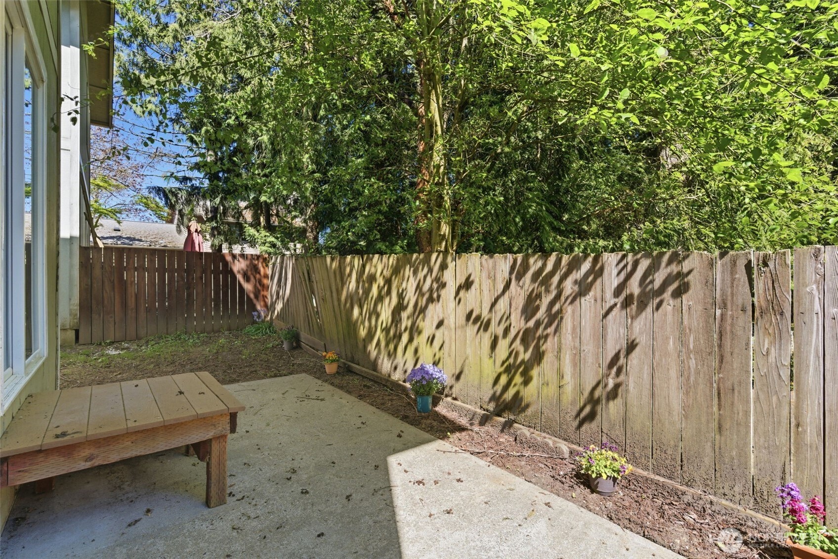 88 NW Lopez Lane