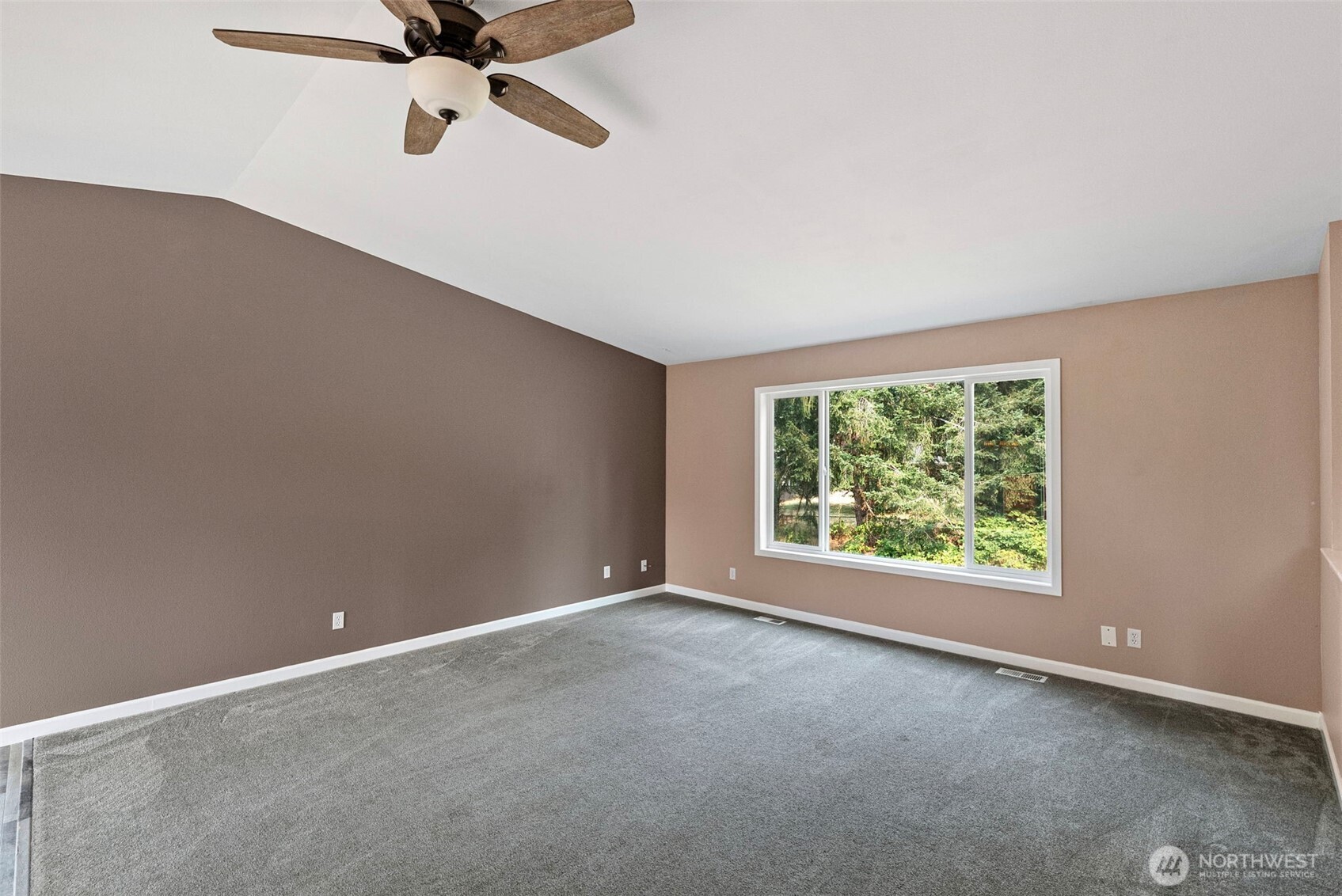 3980 Redemption Avenue SE
