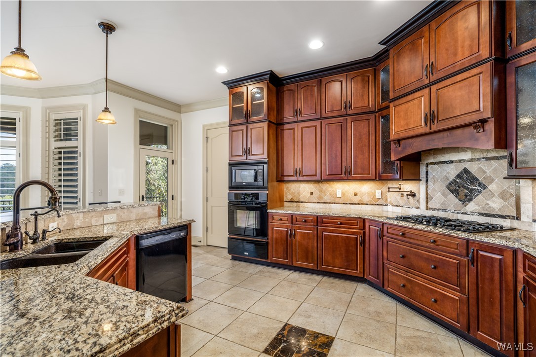 10251 Lake Side Drive