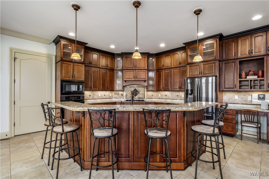 10251 Lake Side Drive