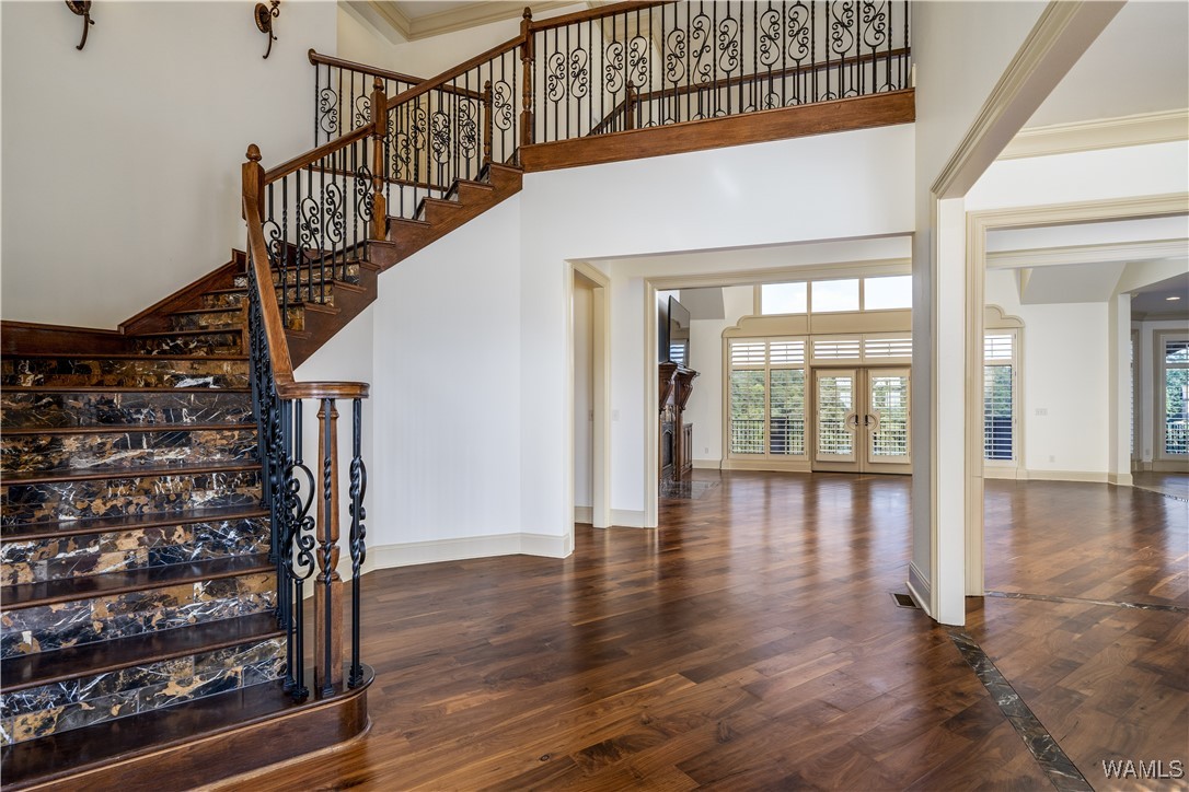 10251 Lake Side Drive