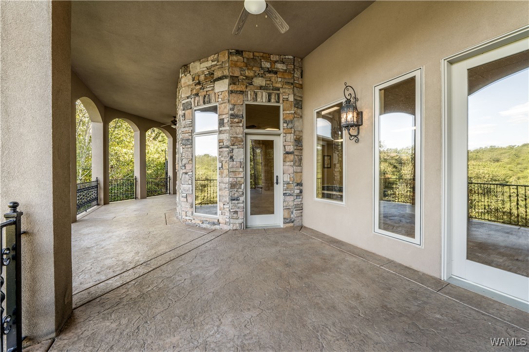 10251 Lake Side Drive