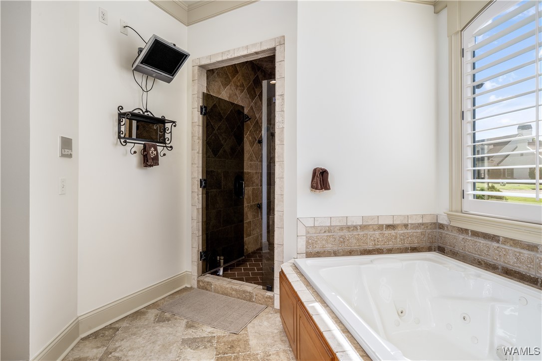 10251 Lake Side Drive