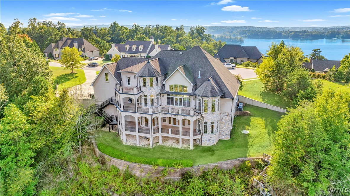 10251 Lake Side Drive