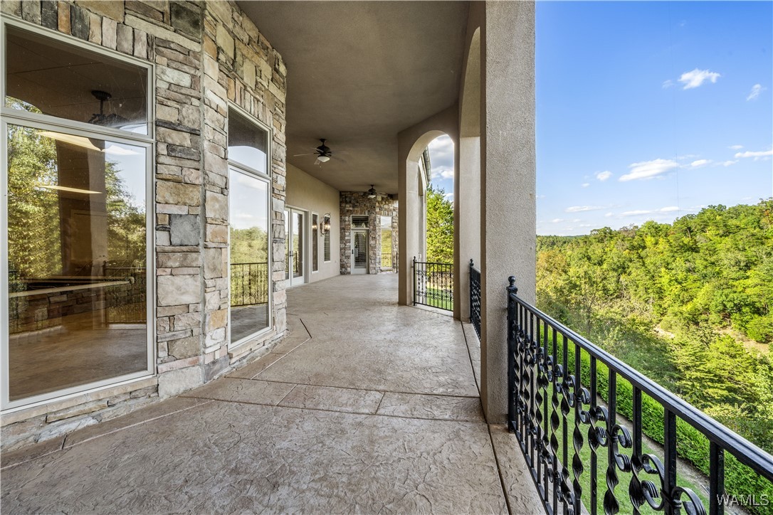 10251 Lake Side Drive