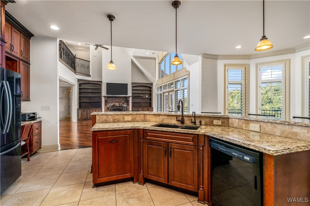 10251 Lake Side Drive