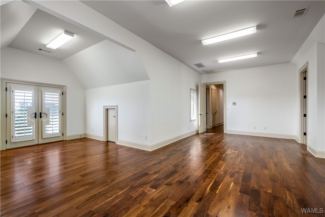 10251 Lake Side Drive