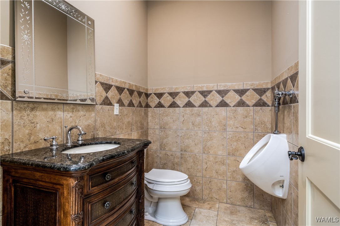 10251 Lake Side Drive