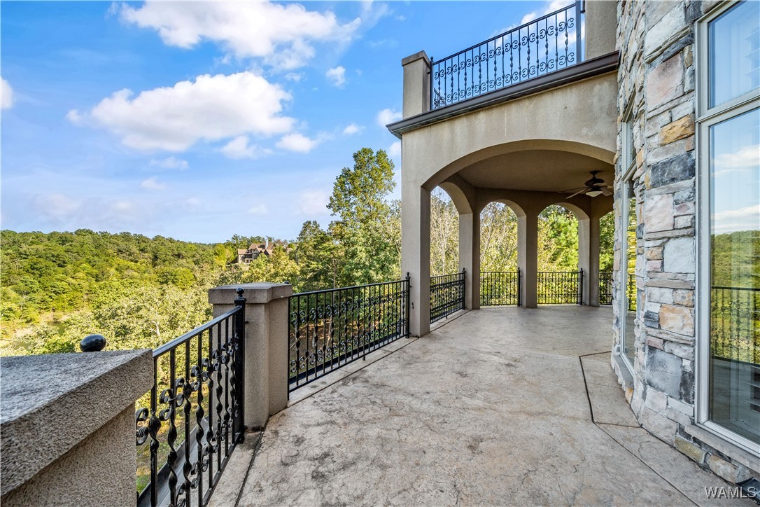 10251 Lake Side Drive