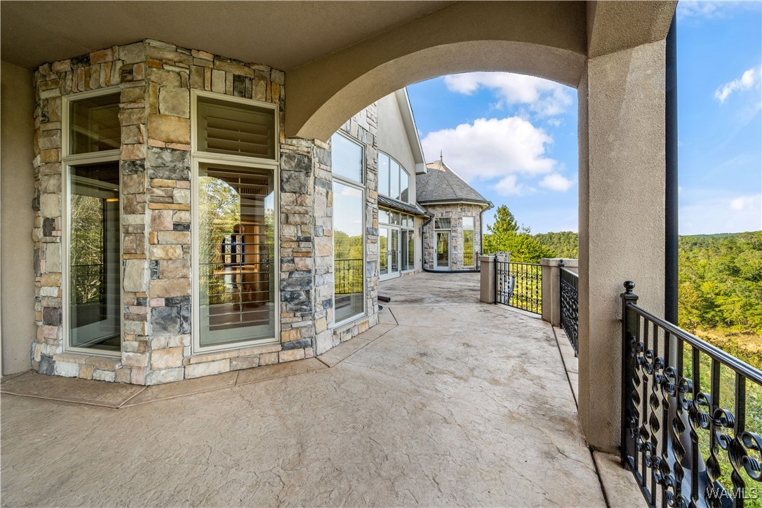 10251 Lake Side Drive