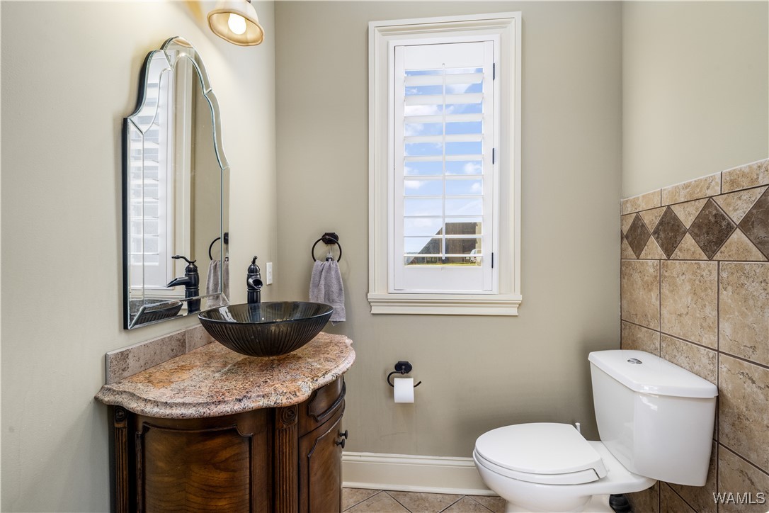 10251 Lake Side Drive