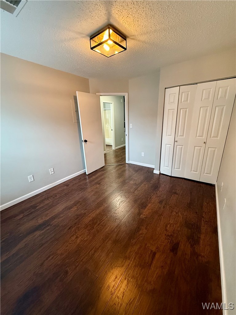 2812 Robinwood Ln