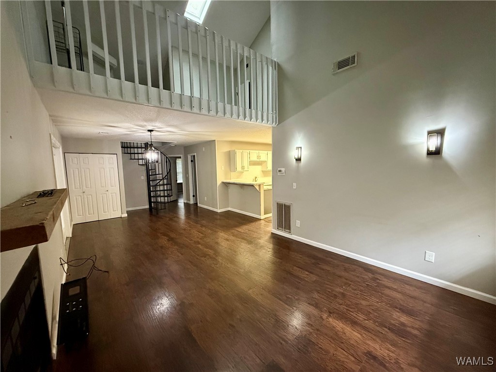 2812 Robinwood Ln