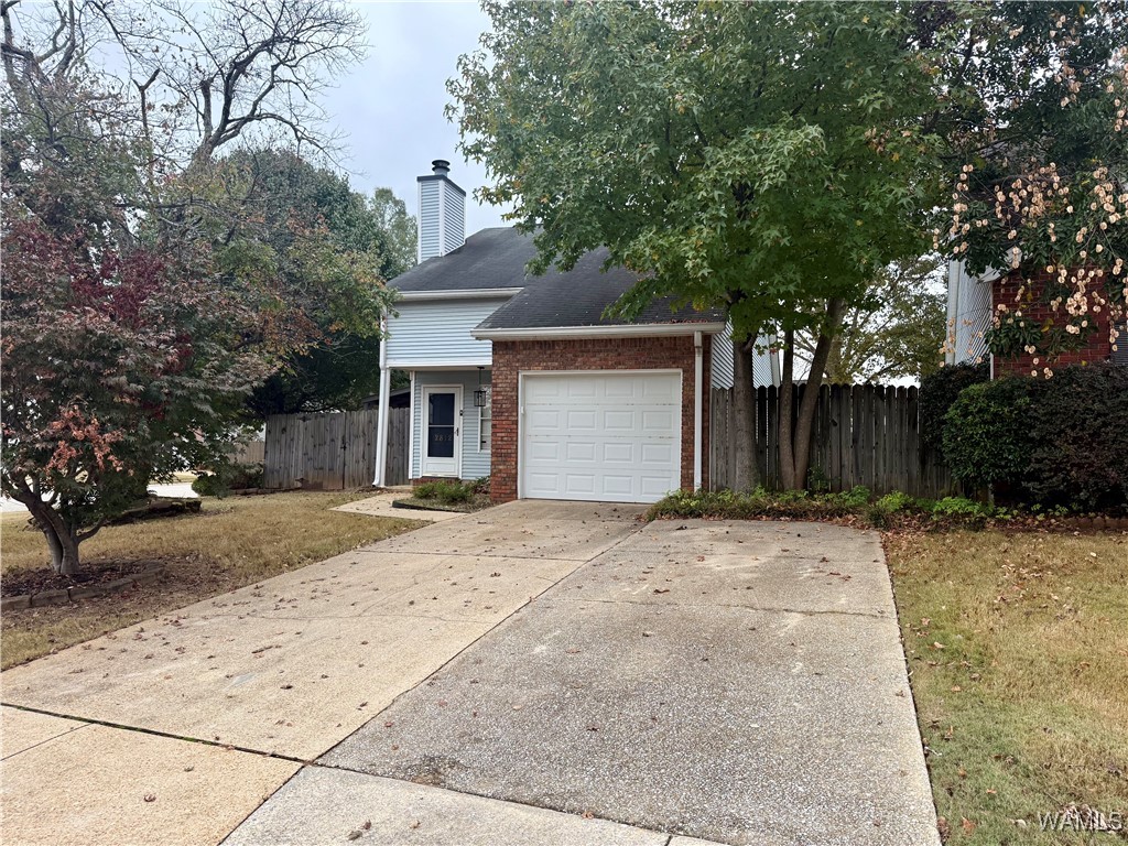 2812 Robinwood Ln