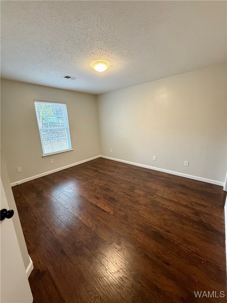 2812 Robinwood Ln