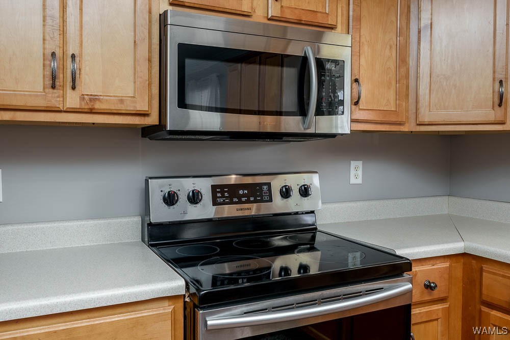 16275 Sand Creek Drive