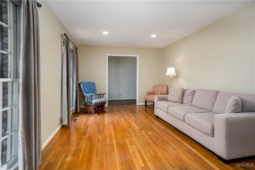 5306 Indian Springs Avenue