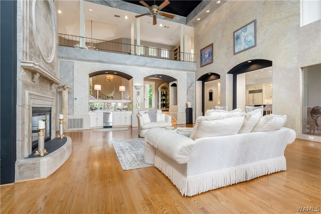 6821 Jade Pointe