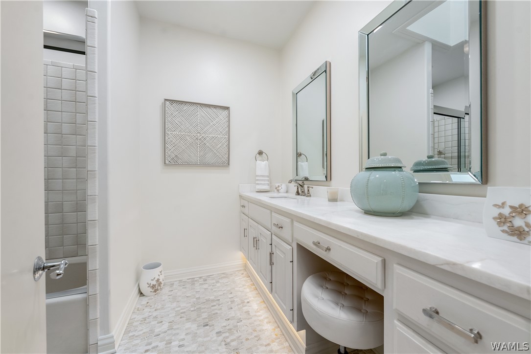6821 Jade Pointe