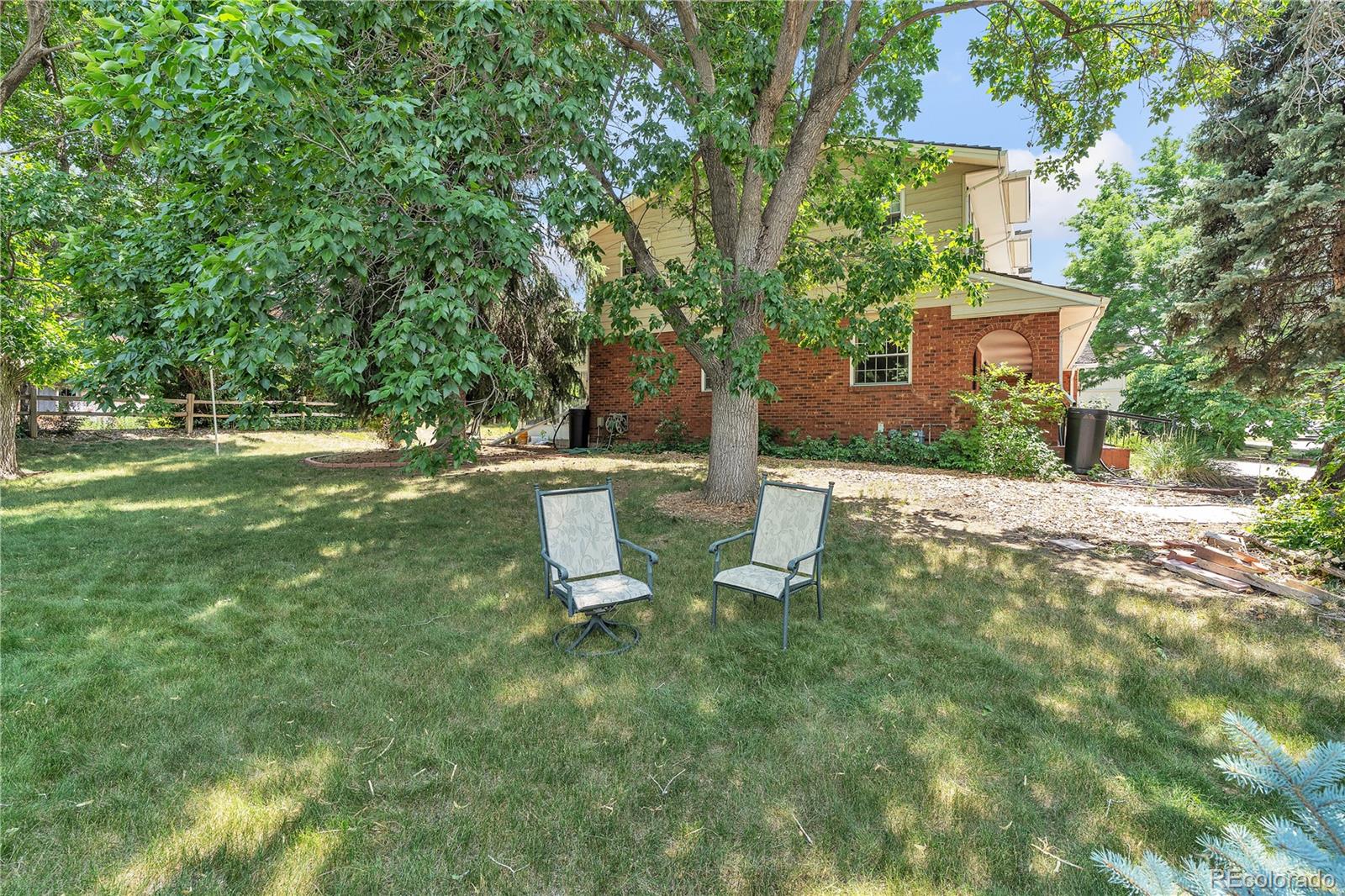 6479 E Maplewood Avenue