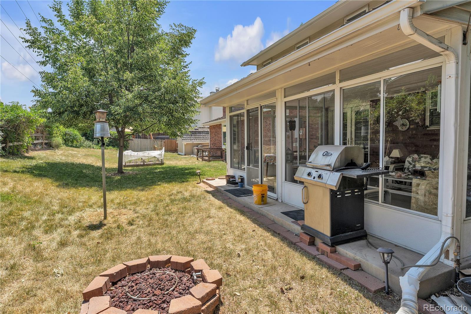 6479 E Maplewood Avenue