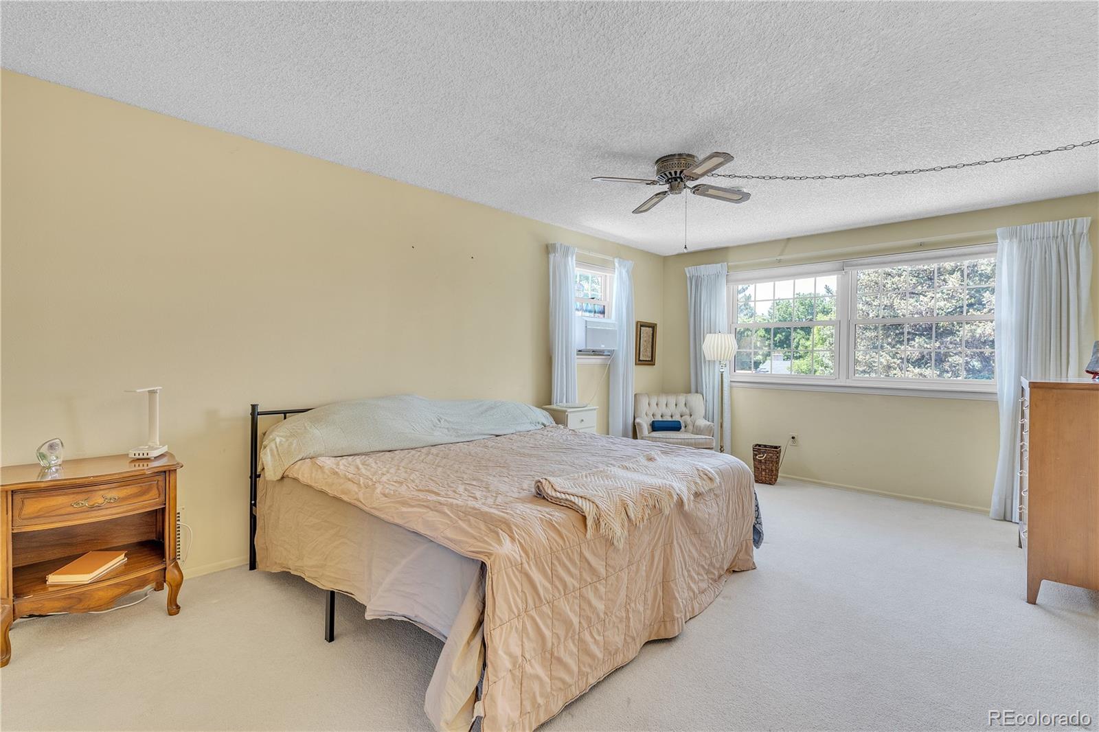 6479 E Maplewood Avenue