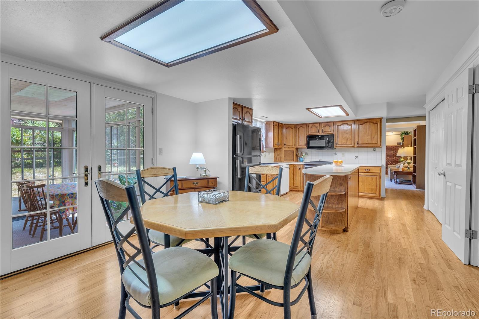 6479 E Maplewood Avenue