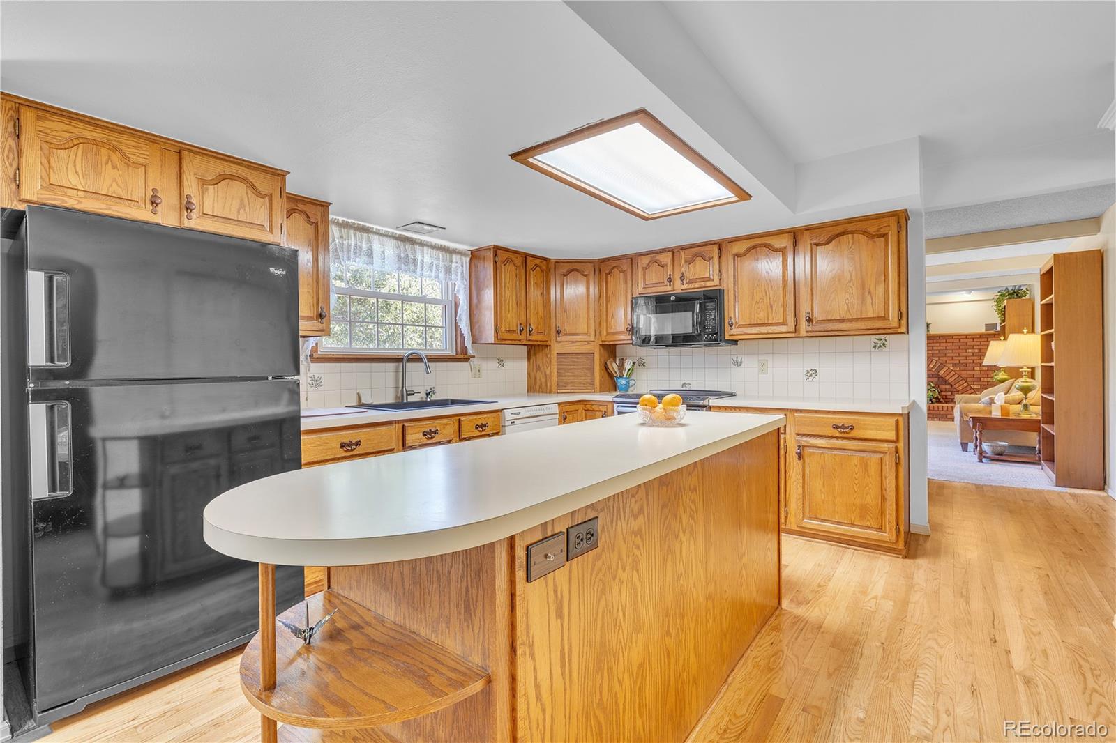 6479 E Maplewood Avenue