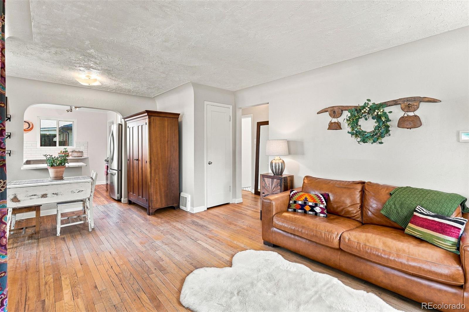 3280 Niagara Street