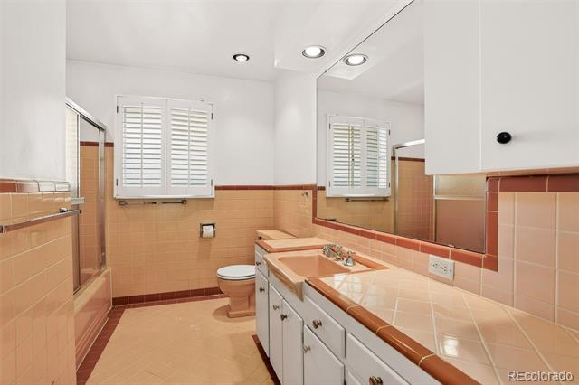 245 Locust Lane