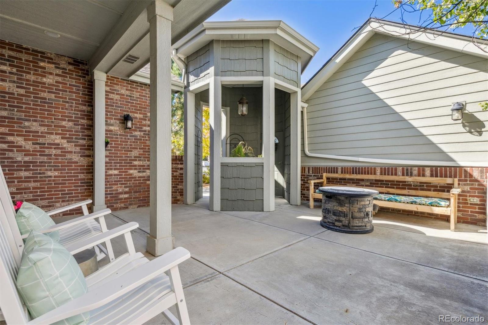 6758 S Riverwood Way