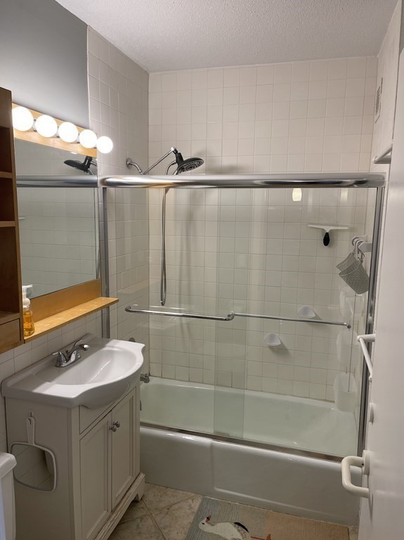 65 E India Row # 12D