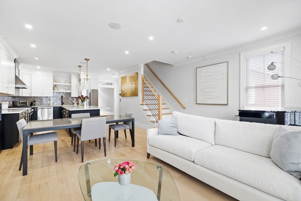 16-18 Chappie St # 18