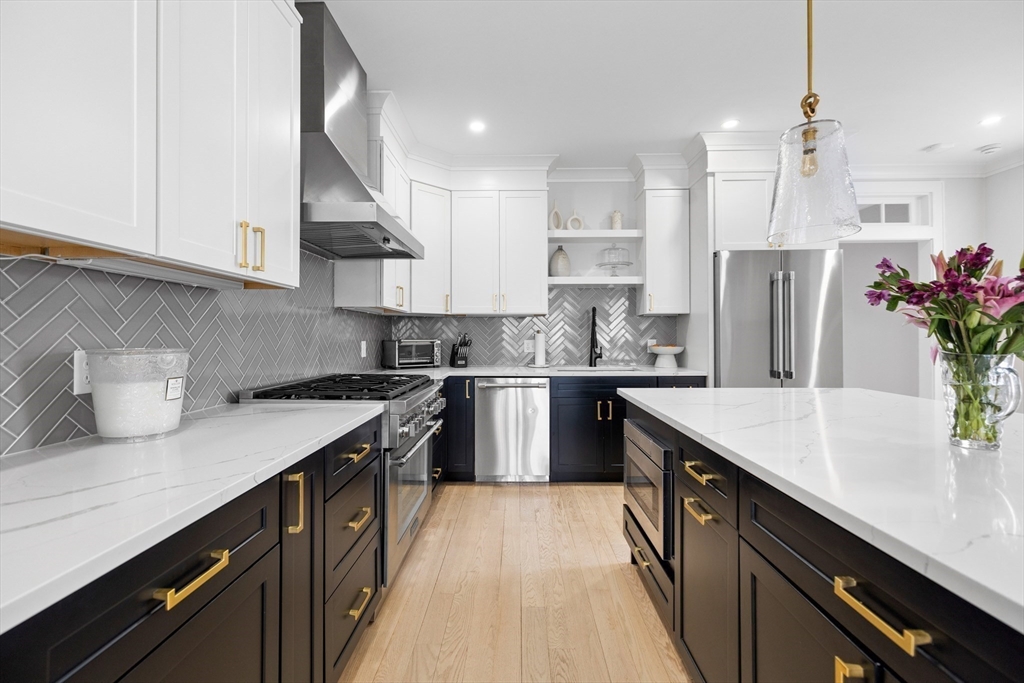 16-18 Chappie St # 18