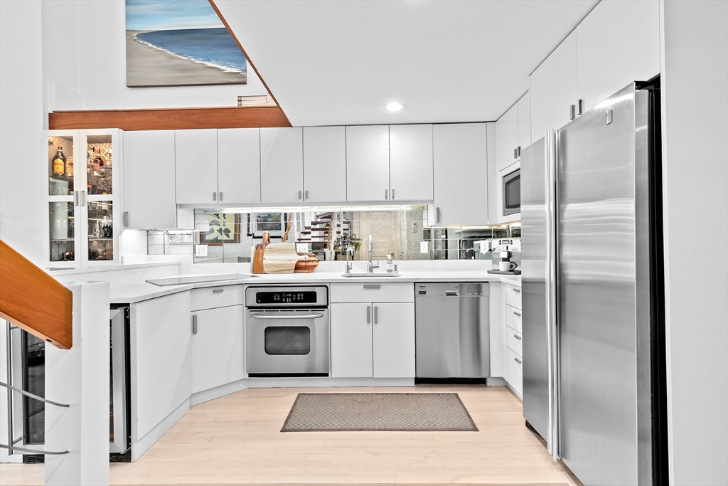 178 Commonwealth Ave # 8