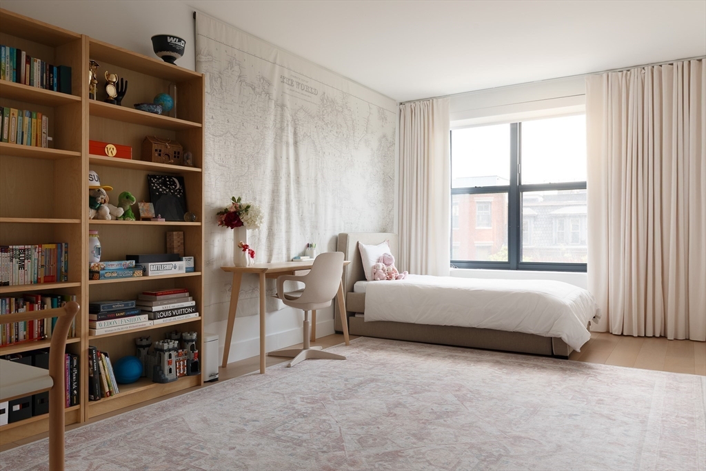 303 Columbus Ave # 501