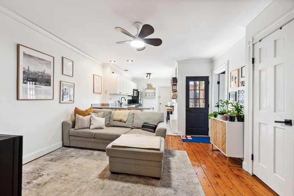 93 Pearl St # 2, Boston Unit: 2