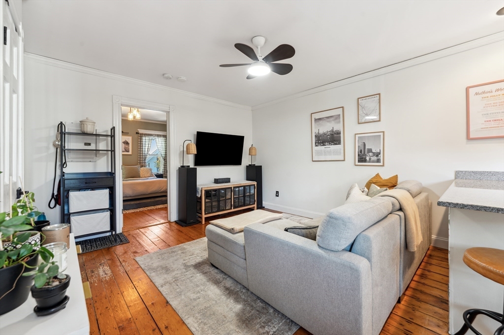 93 Pearl St # 2, Boston Unit: 2