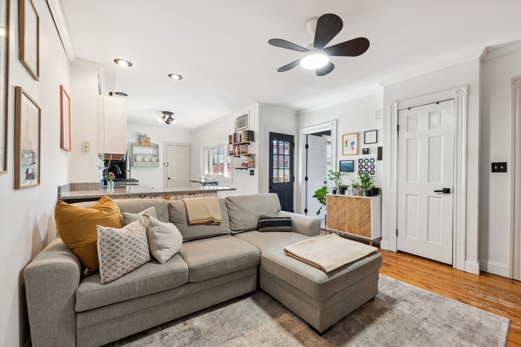 93 Pearl St # 2, Boston Unit: 2