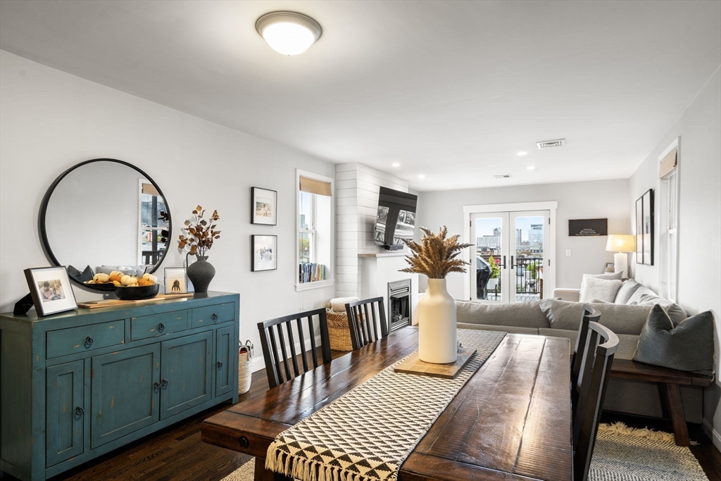 270 Bunker Hill St # 4