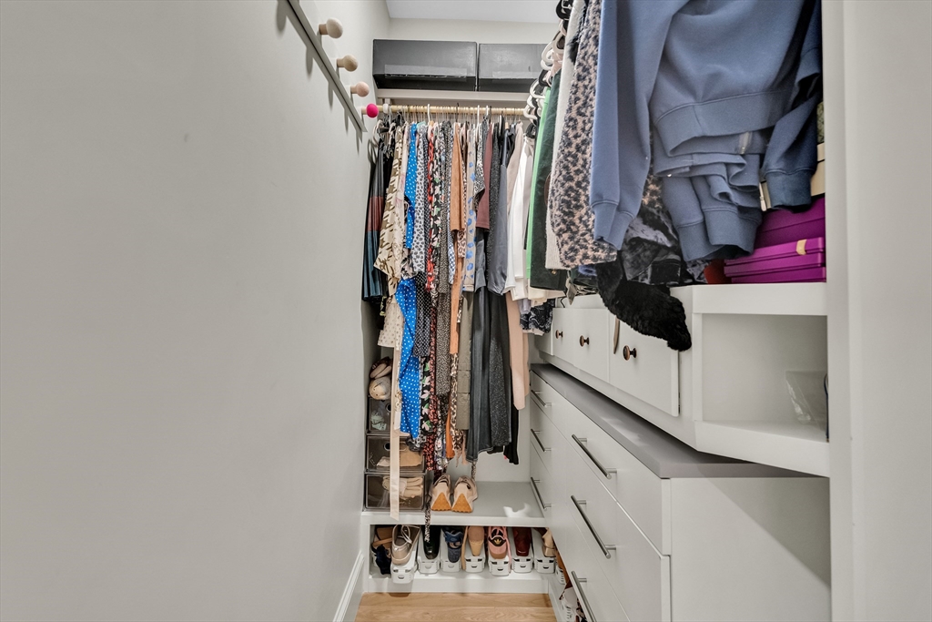 119 Saint Botolph St # 3