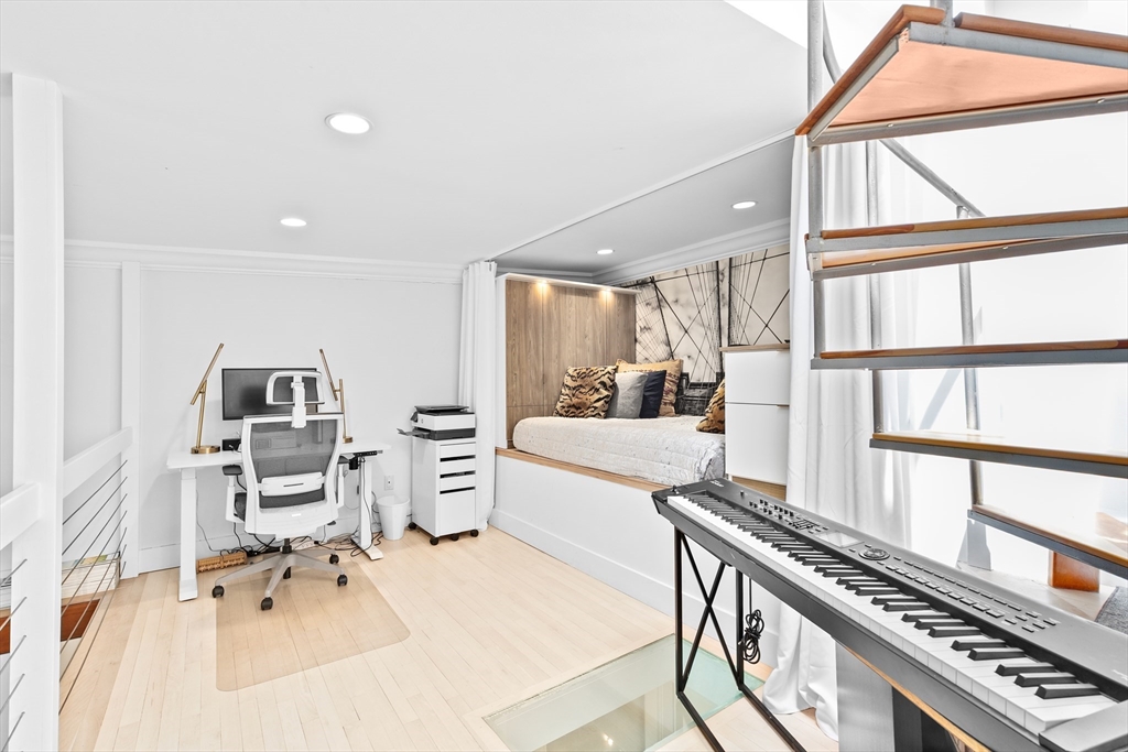 178 Commonwealth Ave # 8