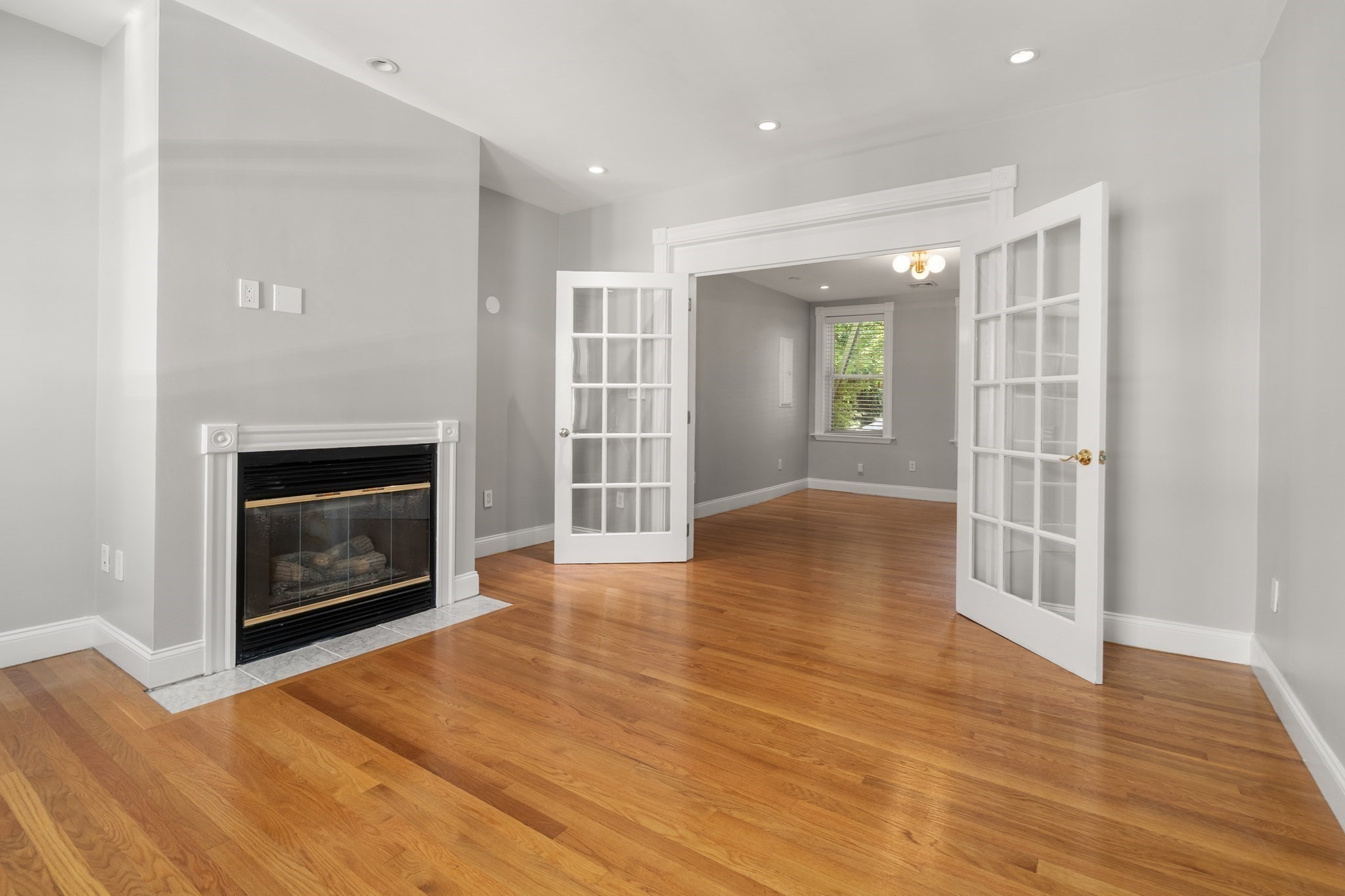 93 Baldwin St # 1