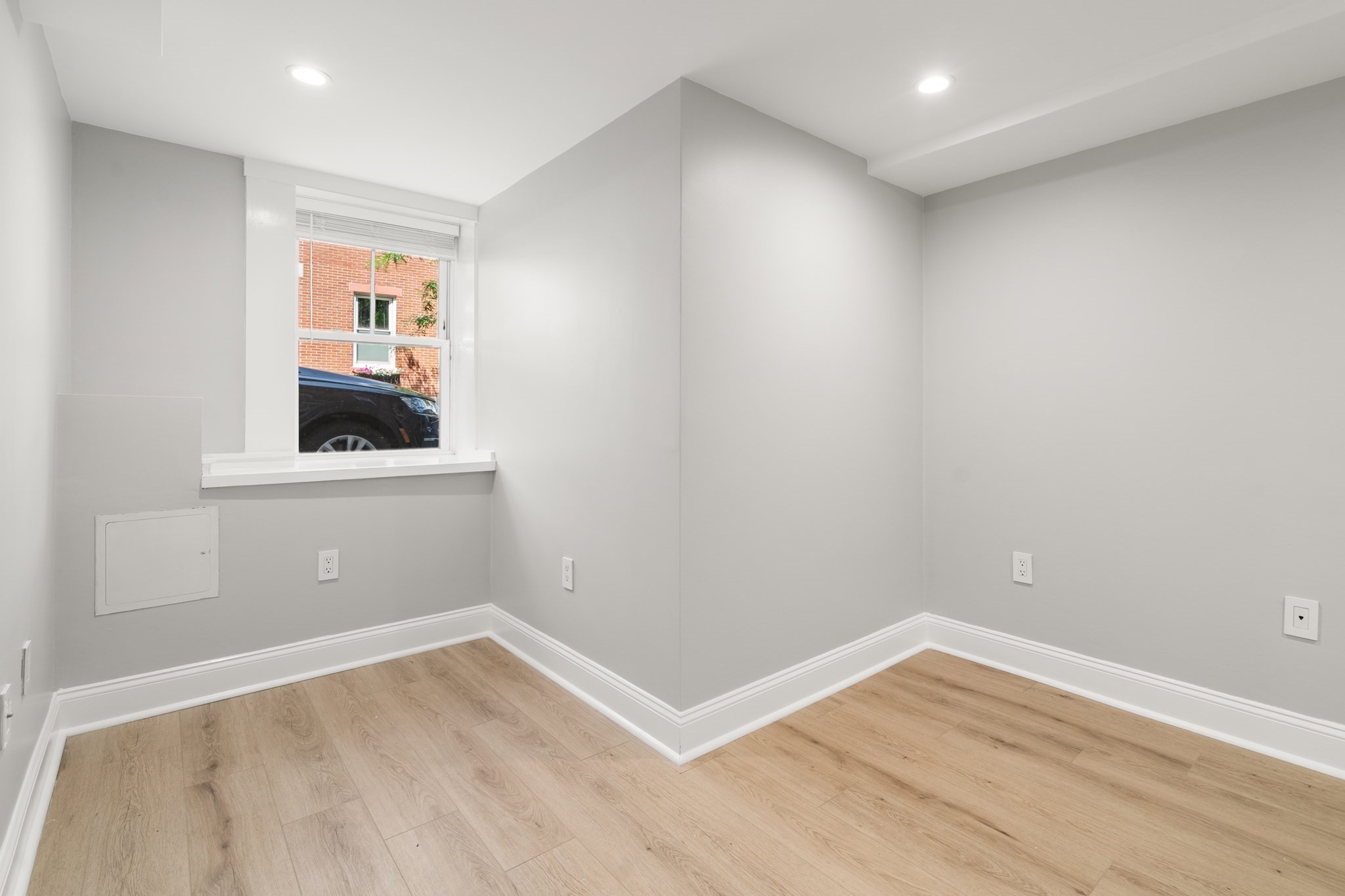 93 Baldwin St # 1