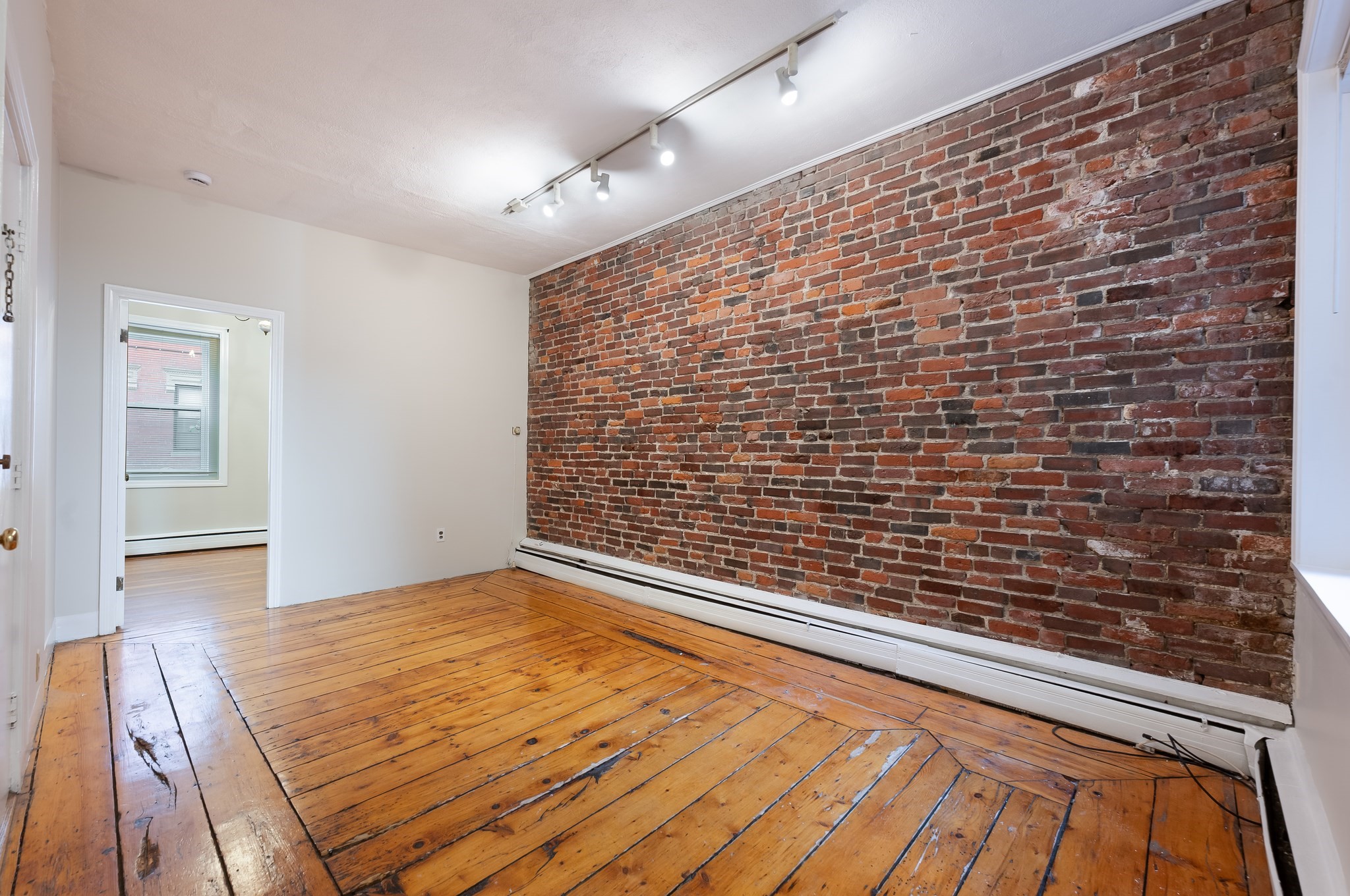 11 Revere St # 1