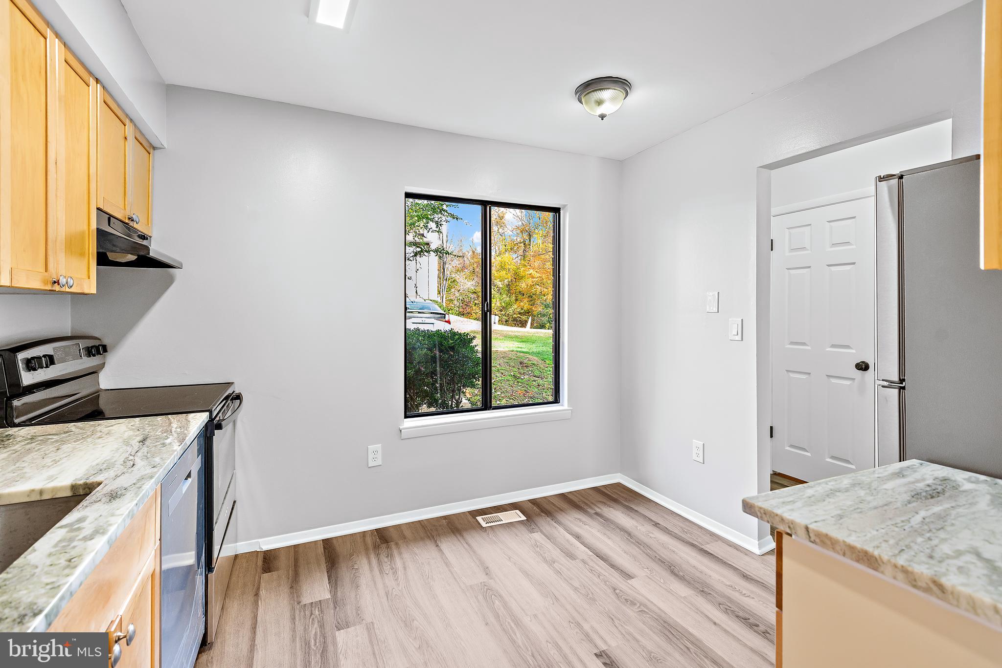 1228 HEARTWOOD COURT